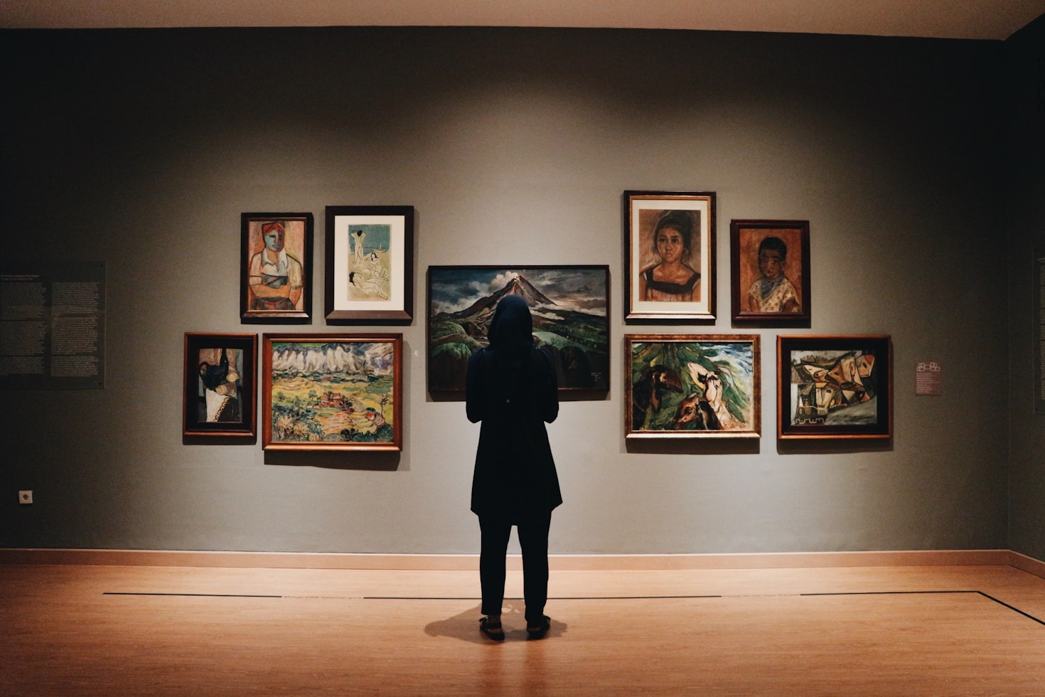 Seasonal Trends in Fine Art Photography